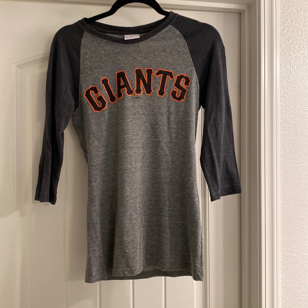 Womens long sleeve San Francisco Giants shirt